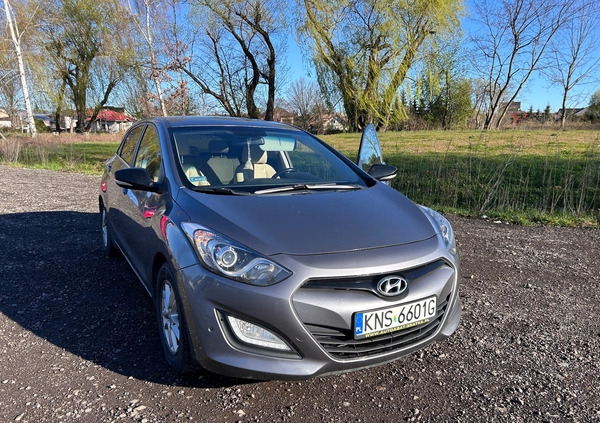 Hyundai I30 cena 27900 przebieg: 233000, rok produkcji 2012 z Tarnowskie Góry małe 67